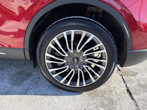 Certified 2022 Lincoln Corsair Reserve w/ Equipment Group 201A image 32