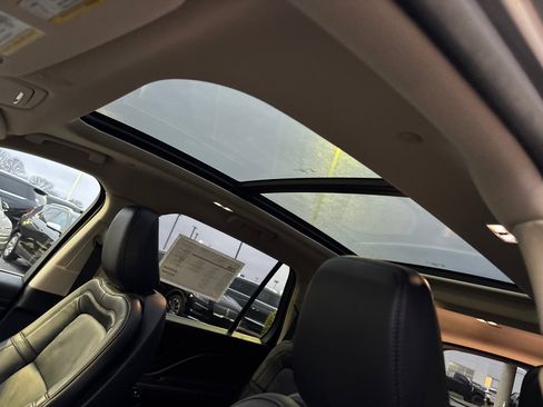 Certified 2023 Lincoln Aviator Reserve w/ Elements Package Plus image 25