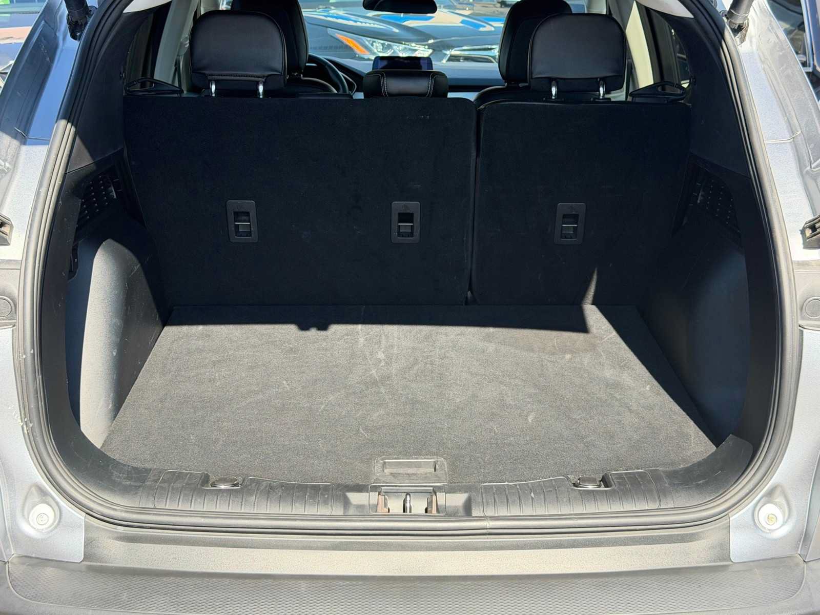 Used 2022 Ford Escape SEL w/ Technology Package FWD image 33