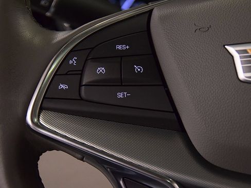 Used 2021 Cadillac XT5 Premium Luxury FWD image 21