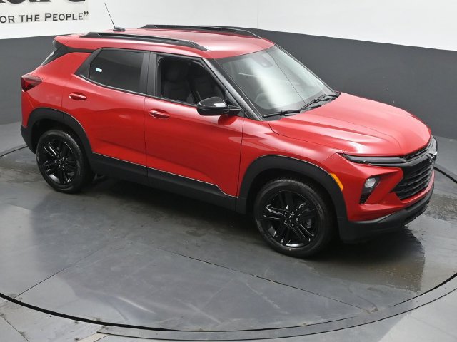 New 2026 Chevrolet TrailBlazer LT w/ Midnight Edition FWD image 16