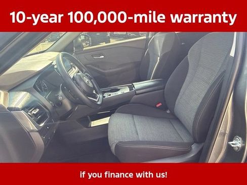 Used 2023 Nissan Rogue SV FWD image 31