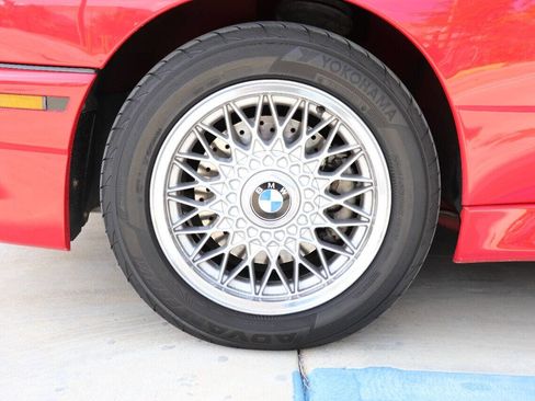 Used 1988 BMW M3 Coupe image 9