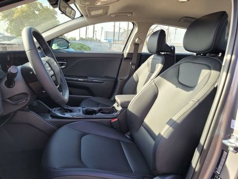 New 2026 Kia K4 EX FWD image 9