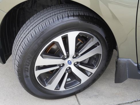 Used 2018 Subaru Outback 2.5i Limited image 13