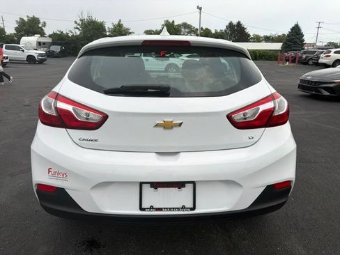 Used 2018 Chevrolet Cruze LT w/ Convenience Package FWD image 6