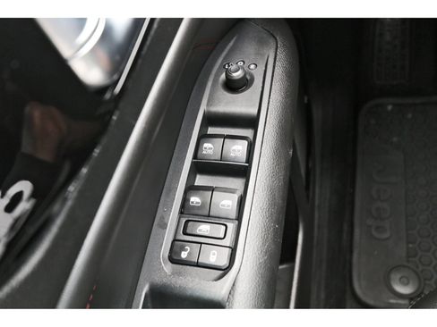Used 2023 Jeep Compass Trailhawk AWD/4WD image 22