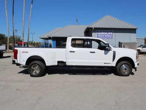 Used 2024 Ford F350 XLT w/ FX4 Off-Road Package image 13