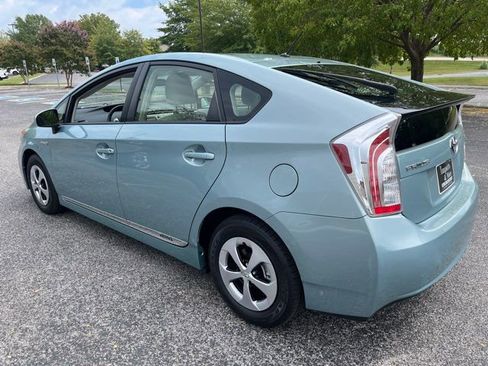Used 2012 Toyota Prius Four image 13