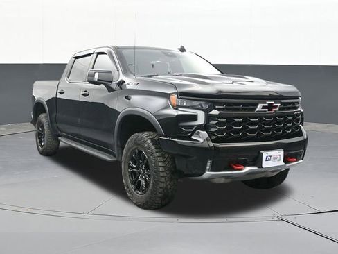 Used 2024 Chevrolet Silverado 1500 ZR2 image 22