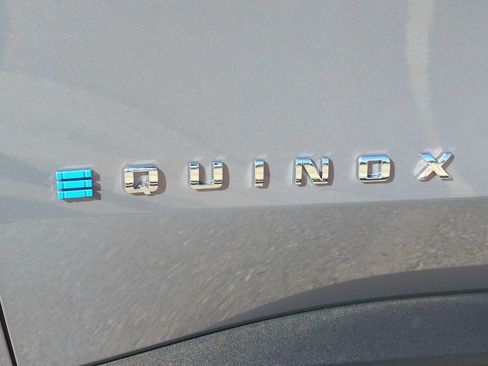 New 2026 Chevrolet Equinox EV LT AWD/4WD image 9