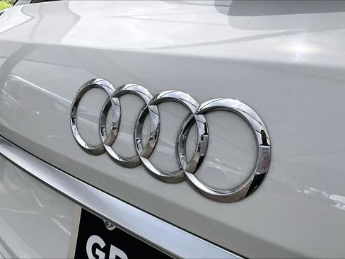 Used 2023 Audi Q7 3.0T Premium Plus AWD/4WD image 10