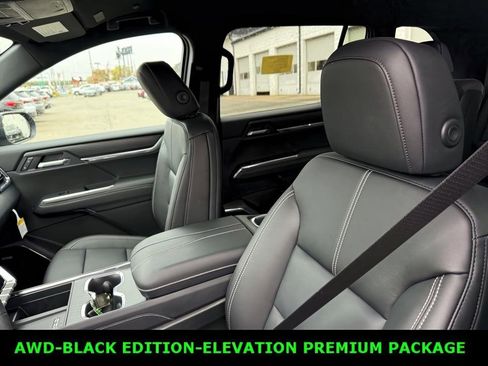 New 2026 GMC Acadia Elevation image 14