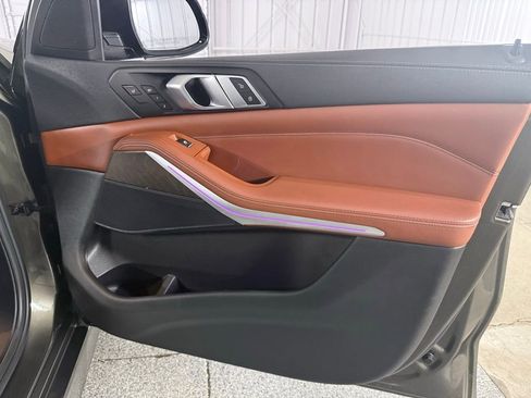 Used 2022 BMW X5 xDrive45e w/ M Sport Package image 30