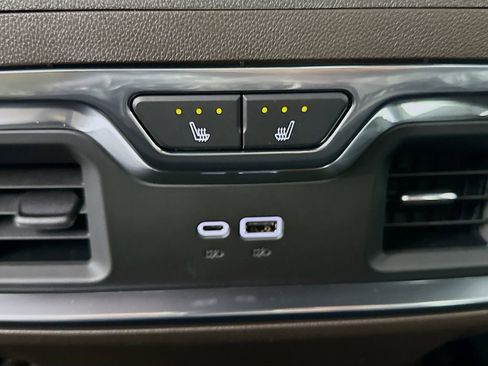 New 2026 Chevrolet Silverado 2500 LTZ w/ LTZ Premium Package image 24