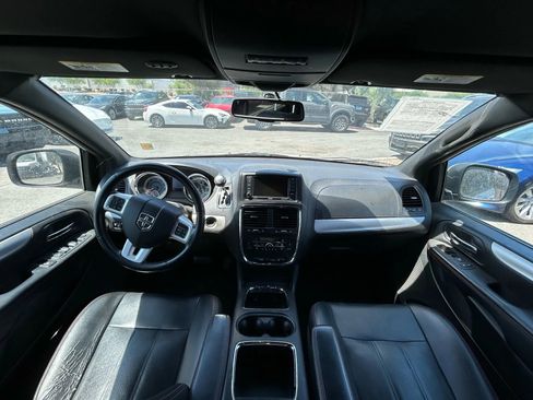 Used 2017 Dodge Grand Caravan GT image 14