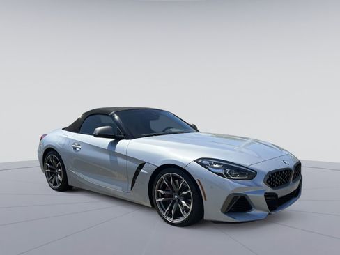Used 2021 BMW Z4 M40i RWD image 11