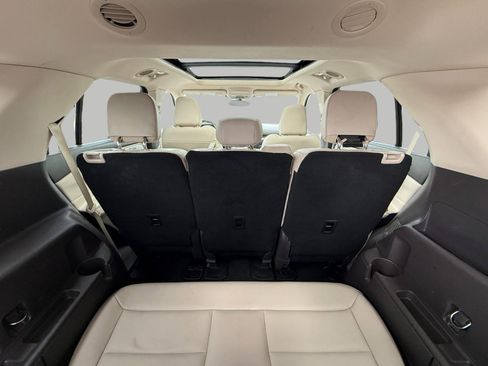 Used 2022 Ford Explorer Platinum w/ Equipment Group 601A image 30