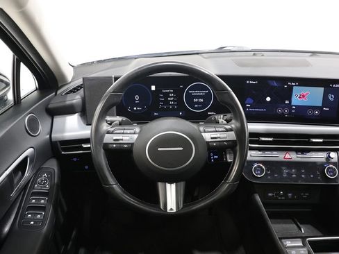Used 2024 Hyundai Sonata SEL w/ Convenience Package FWD image 11