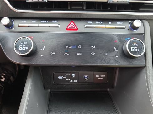 Used 2024 Hyundai Sonata SEL FWD image 25