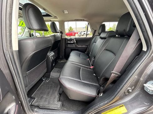 Used 2021 Toyota 4Runner Venture w/ Moonroof Package AWD/4WD image 28