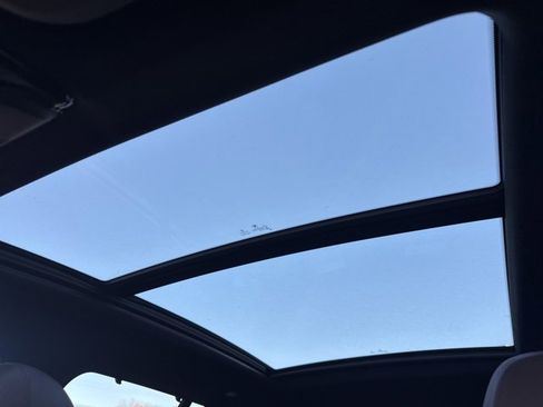 Used 2018 BMW X3 M40i image 17