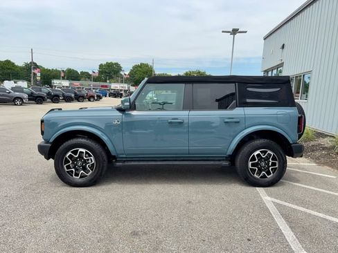 Used 2022 Ford Bronco Outer Banks AWD/4WD image 4