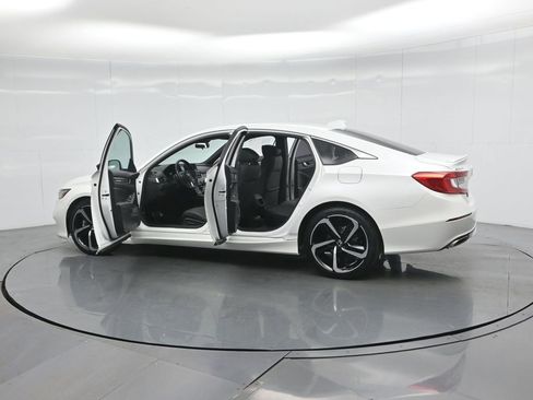 Used 2019 Honda Accord Sport image 34