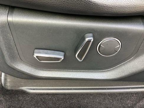 Used 2018 Ford F150 Lariat w/ Equipment Group 502A Luxury image 17