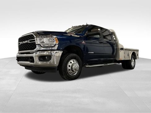 Used 2022 RAM 3500 Big Horn w/ Level C Equiment Group image 10