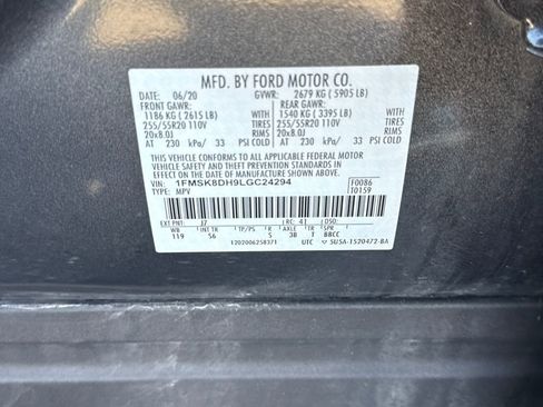 Certified 2020 Ford Explorer XLT w/ Equipment Group 202A image 19