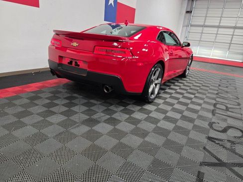 Used 2015 Chevrolet Camaro SS w/ Commemorative Special Edition RWD image 25