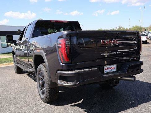 New 2026 GMC Sierra 2500 AT4 w/ AT4 Premium Plus Package AWD/4WD image 5