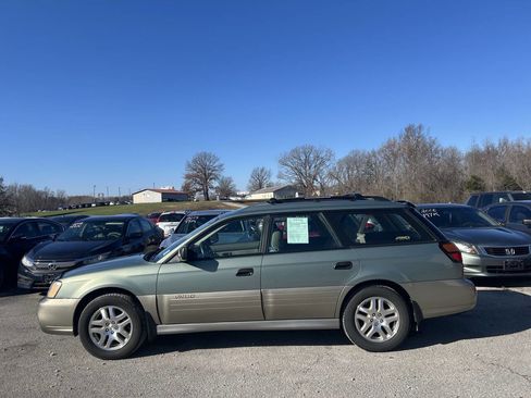 Used 2003 Subaru Outback Wagon image 3