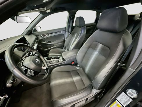 Used 2023 Honda Civic Sport image 13