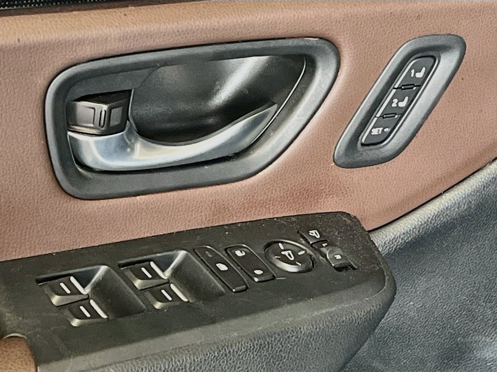 Used 2025 Honda Pilot Elite image 18