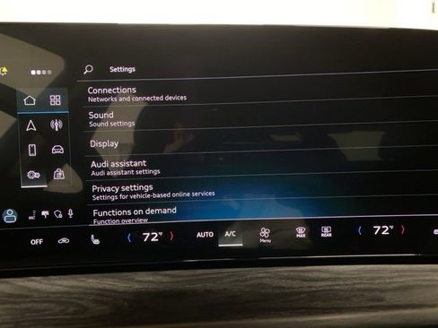 Used 2025 Audi Q5 Premium w/ Convenience Package image 48