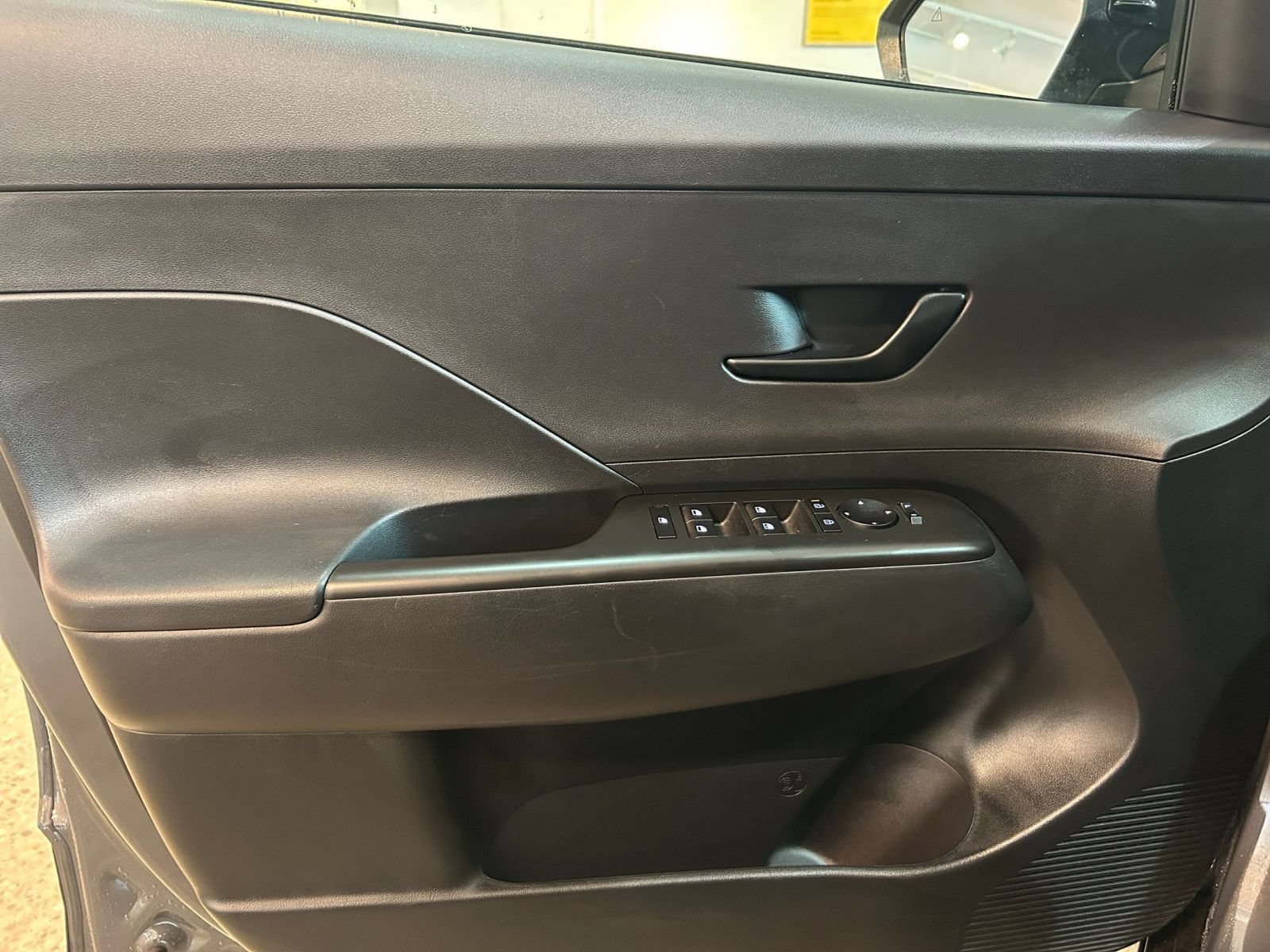 Used 2026 Hyundai Kona SEL Sport FWD image 18