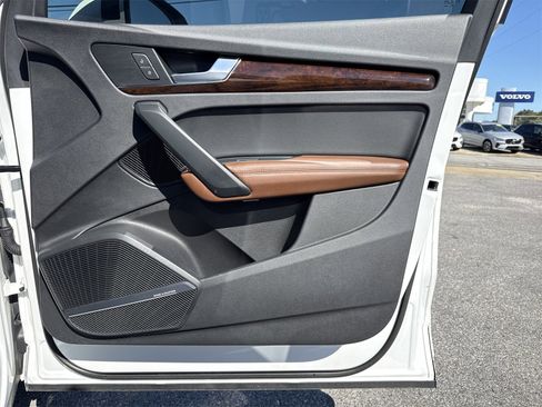 Used 2018 Audi Q5 Prestige image 32