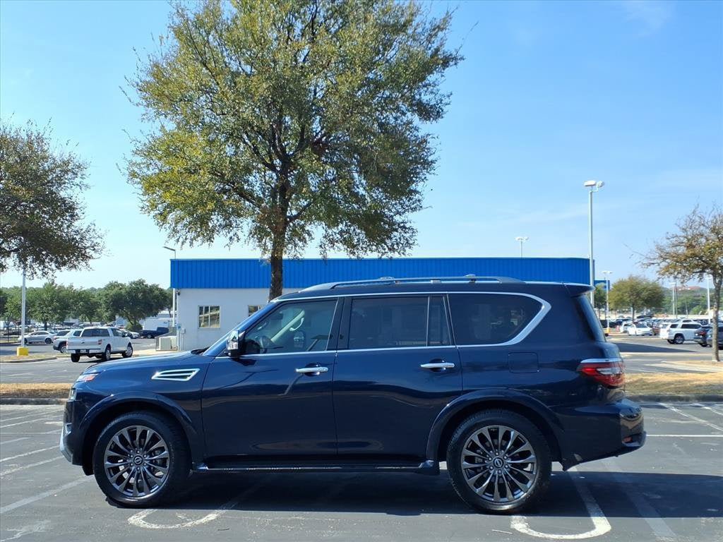 Used 2024 Nissan Armada Platinum w/ Captain's Chairs Package RWD image 10