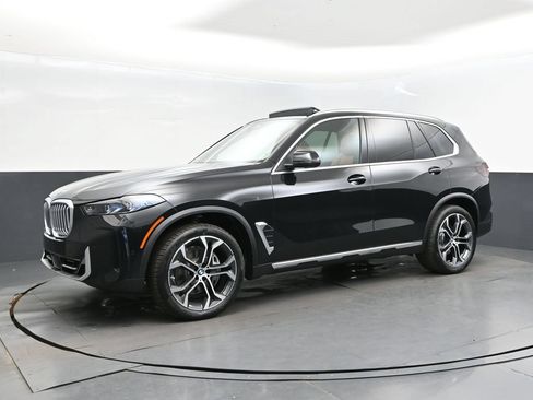 Used 2026 BMW X5 sDrive40i w/ Parking Assistance Package RWD image 3