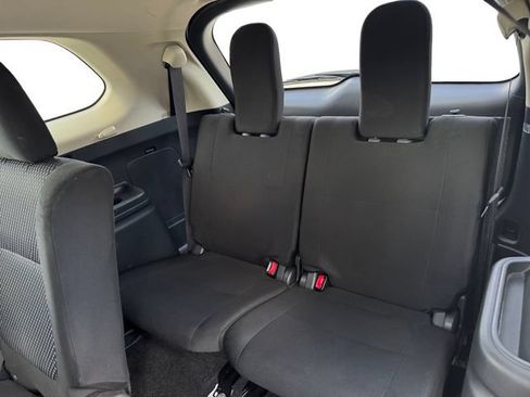 Used 2017 Mitsubishi Outlander SE FWD image 20