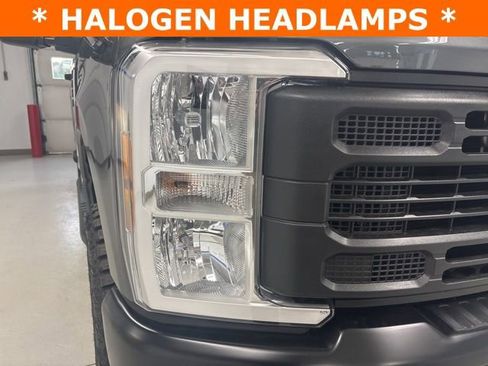 New 2026 Ford F250 XL w/ XL Off-Road Package image 33