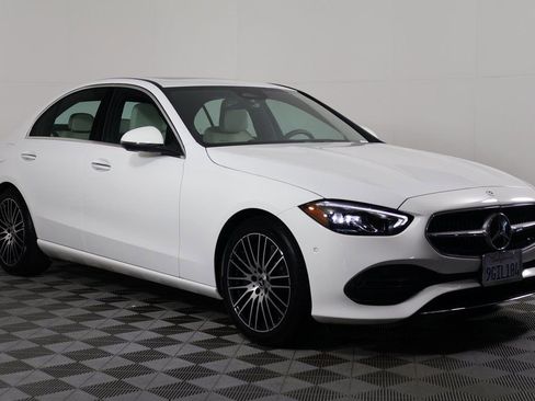 Used 2023 Mercedes-Benz C 300 Sedan image 3