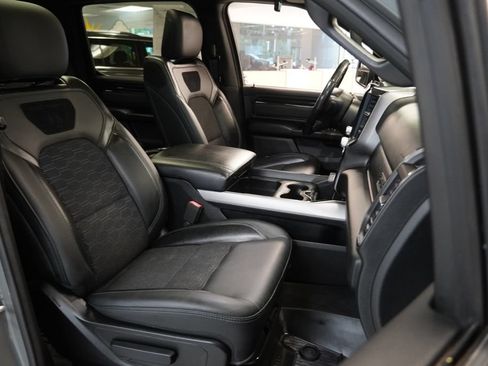 Used 2020 RAM 1500 Big Horn w/ Built-to-serve Edition AWD/4WD image 35