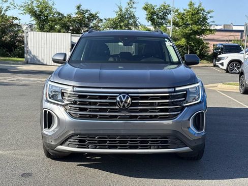 Used 2024 Volkswagen Atlas SE AWD/4WD image 7