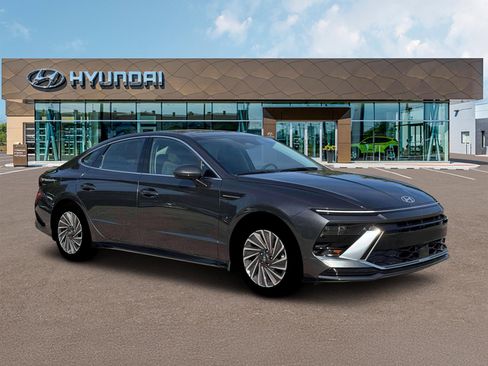 New 2026 Hyundai Sonata SEL image 3