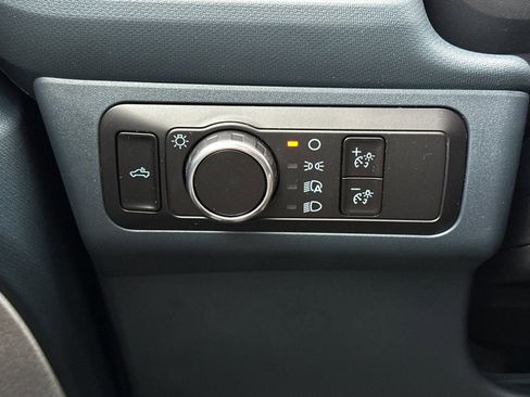 New 2025 Ford Maverick XLT w/ Equipment Group 302A AWD/4WD image 28