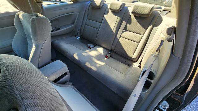 Used 2010 Honda Civic LX image 17