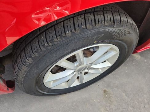 Used 2016 Dodge Grand Caravan SXT w/ Rear Park Assist Package FWD image 13